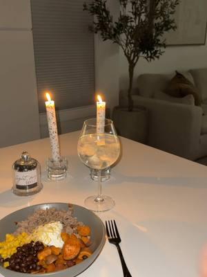 Trying to be less wasteful and use the food I already had maybe I should have done rice rather than the sweet potatoes?! #SoloQueen #candlelightdinnerforone #dinnerforone #dinnerroutine #randomeats #sweetpotatoes #sologirly #dinner #SoloVibes #diningalone 