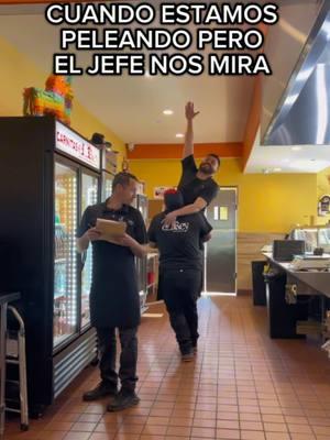 Aquí bailamos todos los días 😂 - - - - - - - - - - #oxnard #santapaula #ventura  #restaurant #deliciousfood #805 #carnitaselrey #carnitas #humor #chistoso #tiktok #trend #viralvideo 