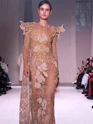 ELIE SAAB #eliesaab #hautecouture #altacostura #fashion #fashiontiktok #couture #style #atelier #dresses #beauty #couturedress #moda 