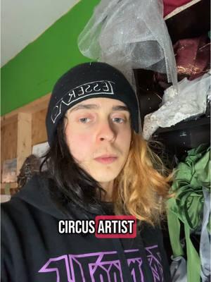 Pls let me do circus for u I promise I’m actually trained. I just also happen to be a nerd (and a lil guy) #circusartist #metalcore #sleeptoken #holdingabsence #marianastrench #bringmethehorizon   