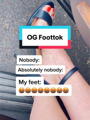 Throwback to when I discovered #foottok Or rather…when they discovered me. 😂😅 