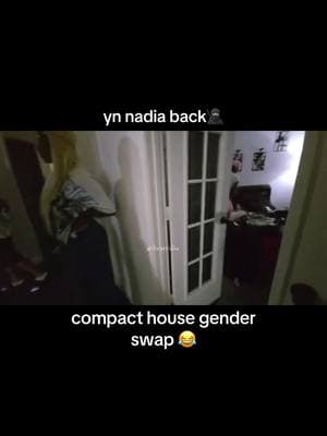 LMFAOOO not zay still flirting 😭😭😭 | #foryoupage #yp #nadiaj #compacthouse #genderswap #funny #tunein #twitch #viral #comedy 