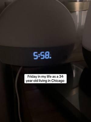 Friday night in my life as a 34 year old living in Chicago #chicago #chicagotiktoker #chicagotiktokers #chicagotiktok #chicagolife #chicagotok #chicagocheck #chicagovlog #chicagodayinmylife 