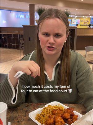 there were so many good choices! the total is at the end!!!✨ #howmuchitcost #howmuchispend #howmuchitcosts #eatingout #familyoffour #mallfoodcourt #foodcourt #familydinner 