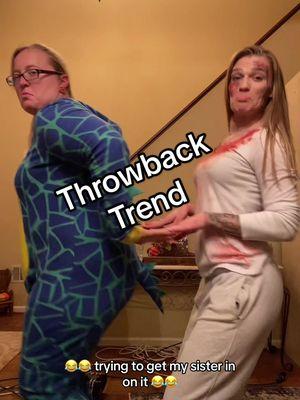 Can you tell who the tiktoker is and who isn’t?! 😂 #therelatablemom #relatablemom #throwbacktrend #impetty 