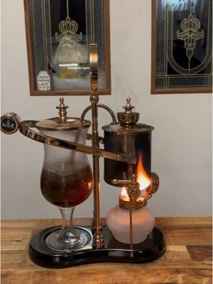 My new Belgium, balancing syphon coffee maker!!!☕️ ##coffe#Belgium##belgiumbalancingsyphon##foryouthis#foryoupage#fyp