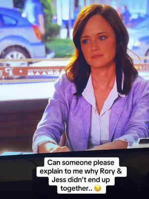 They were perfect together.. literally so many chances for them to end it with them being end game! #gilmoregirls #girls #tvshow #tvshowclips #ayearinthelife #rorygilmore #jessmariano #milo #alexis #cute #together #Love #end #game #favorite 🫶🏻