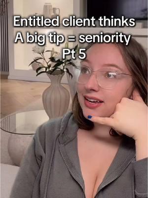 She did WHAT at the end!? 🫣😱😂 #entitledpeople #karenclient #bigtip #bigtipper #cassidynailtech #entitledcustomers #greenscreen 