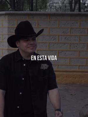 En esta vida la cosa es calmada… #enigmanorteño #mentadosdeculiacan #elviajedemivida #ernestobarajas #pokermusic #universalmusicgroup #corridos #corridoschingones #corridosbelicos 