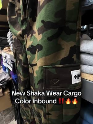 STOCK IS LOW SO COP IT NOW! #tiktokshopjumpstartsale #shoplunarnewyear #fashionlookbook #newyearnewaura #shakawear #cargopants #sweatpants #camoflauge #camo 