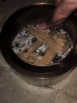 How to start a firepit in 5-seconds🔥 #solostove #campinghack 