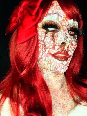 Cracked Doll 💔 #crackeddoll #dollmakeup #creativemakeup #makeuptransformation #fypage 