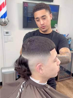 This video got 2.7 millions views on my Instagram 😅 can tik tok beat my Instagram views let’s see tik tok do numbers🤔  💈SACRAMENTO CA.  ▪️CLICK LINK IN BIO TO BOOK APPOINTMENT✂💈 #BarberSignEffect #tybarbersign #barbersignproductions #sacramentobarber #sacbarber #rocklinbarber #roosevillebarber #losangelesbarber #fairfieldbarber#sandiegobarber #natomasbarber #vegasbarber #newyorkbarber #floridabarber #miamibarber #dubaibarber ##tahoebarber #mercedbarber #Chicagobarber #atlantabarber #texasbarber  #bayareabarber #brasilbarber  #ukbarber 