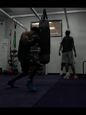 #knockout #KO #fyp #gym #boxing #fypboxing #athlete #muscle #strong #footwork 