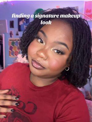 an attempt definitely! #cutcreasemakeup #blackgirlmakeup #fairfieldmakeupartist #amen #roundfacemakeup 