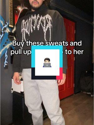 Do it #sweats #fashion #clothes #gymclothes #athleticapparel #viralsweatpants #greysweats 