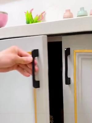 Cabinet doors won't stay shut? Install this #MagneticDoorCatch to fix the problem and enjoy silent closures—perfect for cabinets, bookshelves, and desks! #HomeEssentials #PracticalTools #DIYFix #FurnitureUpgrade #QuietLiving #TqkTokShopHolidayHaul #TikTokShopLastChance#TikTokShopNewYearNewAura#spotlightfinds