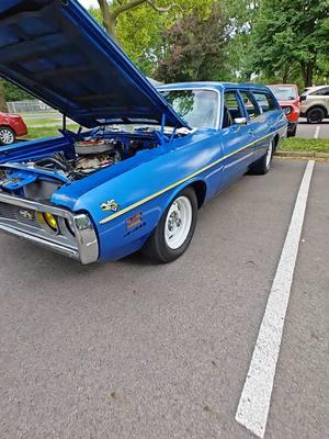 1971 Coronet Station Wagon!!! #clean #custom #hotrod #cleancar #musclecar #carsoftiktok #musclecars #unique #cars #v8 #sweetcar #classiccar #car #ponycar #mopar #dodge #coronet #wagon #stationwagon 