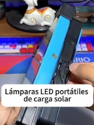 Lámparas LED portátiles de carga solar   #fiebre estofada argable #TikTokShop #tiktokshopfinds #tiktokshopping  #TikTokShopLoveAtFirstFind  #spotlightfinds 