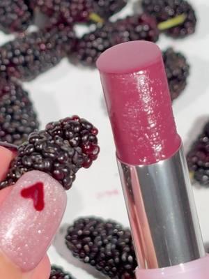 We can't get this shade out of our heads 😍 Turn on the shine with our Mirror Kiss High-Shine Lipstick in Rent Free for a pop of berry-licious color and hydration 🍇 #lipgloss#lipstick#lipplumpergloss #lipswatches#glossylip#bestlipstick#sheglam#sheglamcrueltyfree#sheglamlipstick#SHEGLAMMusthaves