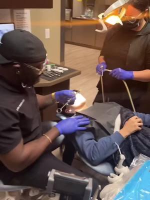 Showing the skills I was blessed with 🙏🏾 God is great!  Join us on LIVE every Friday 🎥 #dentistry #royaltysmilez #extractionking #dental #dentist #extractions #toothextractions 