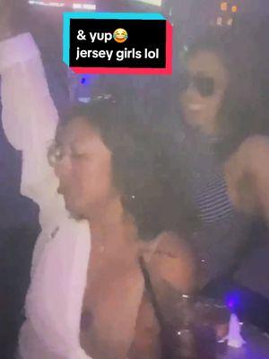 Jersey girls catching up & the shock 🤦🏽‍♀️😂 #jerseygirls #jersey #tristate #nj #njsom #dmv #nyc #intheclerb 