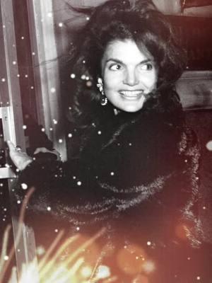 #jackiekennedy #strongwomen #vintage #throwback #classic