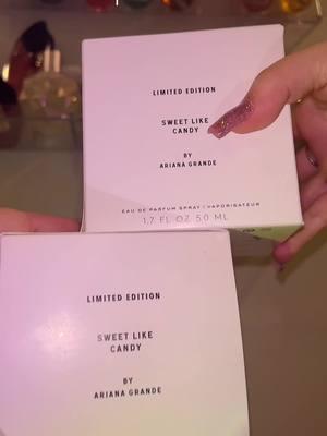 In my other videos I show both!! I compared the limited to the og at the end! #perfume #arianagrandeperfume #sweetlikecandy #sweetlikecandyrededition 