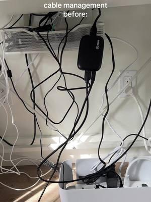 spoiler alert: it didnt get much better 😀👍🏼 #cablemanagement #pcsetup #pcgaming #gamingtok #GamingSetup (05.03.2024 #draft )