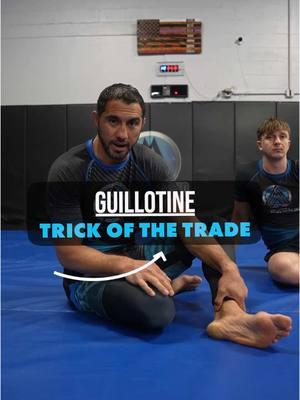 Guillotine trick of the trade! For more tricks like this comment ‘Guillotine’ below and I’ll send you the link for my guillotine blueprint! #jiujitsu #jiujitsutips #martialarts #combatsports #bjj  