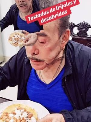 Nataly le da tostadas de frijoles desabridas a don Pedro rivera #nataly #donpedrorivera #chiquisrivera #doñarosarivera #madafaker😂😂 #lupilloriveraoficial #larryhernandez #pyf #paratiiiiiiiiiiiiiiiiiiiiiiiiiiiiiii 