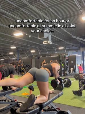 your choice 🤷🏻‍♀️ #GymTok #gymcrush #gymprincess #gym #gymmotivation #yafeelme #bikiniseason #hotgirlsummer #gains #bootcamp #workoutroutine #fitnessmotivation 