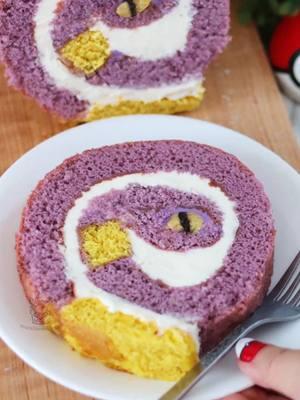 Roll cake sssnack for the Year of the Snake 🐍💜 #whosthatpokemon #pokemoncake #ekans #lunarnewyear 