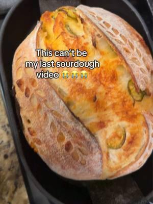 In my fav bread oven @Krustic 🫶🏻🫶🏻 #sourdough #sourdoughbread #sourdough #sourdoughtiktok #sourdoughtok #sourdoughera #jalapenocheddar #byetiktok 