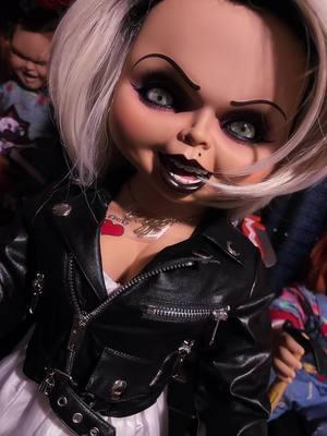 I’m in love with her🥹😍❤️ #blowthisup #fypシ゚viral #chucky #chuckycollection #chuckyfyp #childplay #brideofchucky 