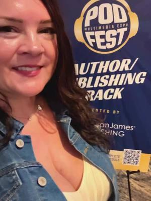 Such an amazing few days at Pod Fest! Every time I go to a podcasting conference, I end up with so many great ideas! #mom #AdventureSeeker #StrongWomen #FemaleEntrepreneur #podcast #BodyPositivity #SelfCare