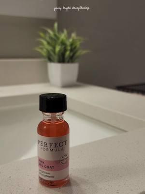 My nails need a little extra love during these cold winter months & this is perfect for that 👌🏽💅 @Perfect Formulas  #naturalnails #nailcare #nailstrengthener #gelnailpolish  #perfectformulas #pinkgelcoat #bestgelcoat #gelcoat #gelcoatpink 