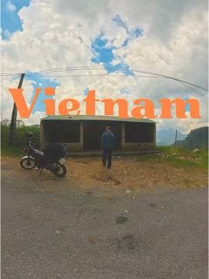 Possible last post … just a cozy day riding through Vietnam  #vietnam #motorcycle #motorcycleadventure #travel #adventure