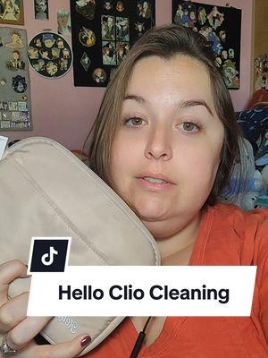 Replying to @jennifercruttenden  Overall I feel like it cleaned really well and really easily. I am definitely pleased with it and the bag looks new again. #helloclio #kindlebag #BookTok 