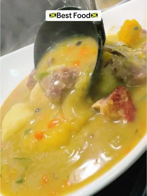 Baddest Saturday Split Peas Soup with Beef & Smoked Pork Neck 🇯🇲🍲🥄#🔥🔥🔥🔥🔥🔥🔥🔥🔥🔥 #fypシ #fypシ゚viral #jamaicantiktok🇯🇲viral #cooking #splitpeasoup #saturdaysoup #jamaicanfood #DinnerIdeas #foodtiktok #viraltiktok #derrickmorgan #rosalee 