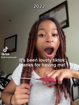 IG: Trinoftrades see you then love all 35,000 of you! #locs #locstyles #trinoftrades #locfyp