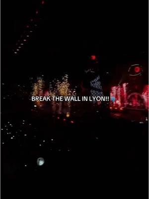 First break the wall of the tour!! 🤩 @ATEEZ_Official  #ateez #ATINY #에이티즈 #fancam #hongjoong #seonghwa #yunho #yeosang #san #mingi #wooyoung #jongho #concert #tour #ateezinlyon #lyon #france #ateezineurope #europe #fyp