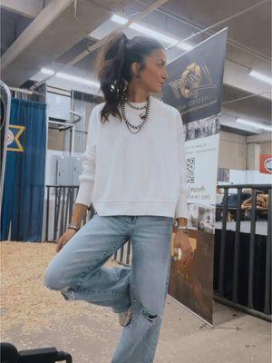 NWSS market goat ootd… and possibly the last TikTok. Head on over to my insta to keep up with me!! #stockshowstyle #winterstockshowstyle #OOTD #stockshowfits #nwss #denverstockshow #navajopearls #westernjewelry #livestockphotography 