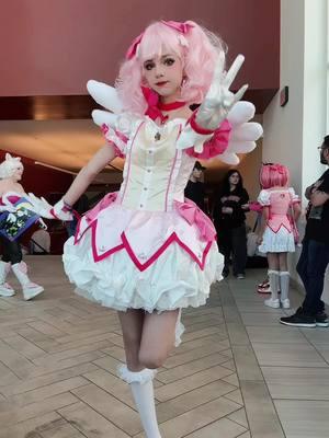 Screams #madokakaname #madokamagica #anime #magicalgirl #kawaii #cute #cosplay #cosplayer #madokacosplay #contacts #pink #ribbons #frilly #madokamagicacosplay #madokakanamecosplay #magicalgirlcosplay #kyuubey 