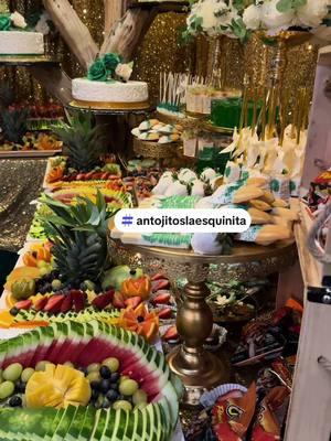 #antojitoslaesquinita #fruittable #candytable #mesabotanera #parati #mesadefrutas #antojitoslaesquinitaandcatering #quinceañera #boda #explorepage 