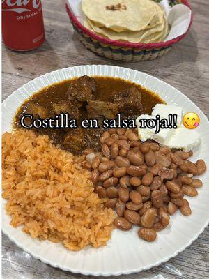 costilla en salsa roja!!! 😋#costillasdepuerco #salsaroja #costillaensalsa 🐷🥘🌶️