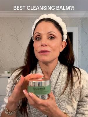 This is the BOMB.COM💣🧼 @ELEMIS Pro-Collagen Green Fig Cleansing Balm is BACK exclusively at @sephora you’re welcome. #elemispartner #cleanskin #cleansingbalm 