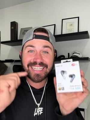 These headphones are the absolute best! #EarFun/ #AirPro4/ #EarFunAudio/ #WirelessEarbuds/ #NoiseCancelling/ #TechTok/ #ProductReview/ #FYP/ #TechReview @EarFun 