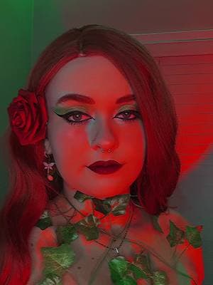 If tiktok gets banned tonight I’ma make it look pretty #poisonivy #cosplay #dc #dccosplay #poisonivycosplay #dccomics #comics #comic #comiccosplay 