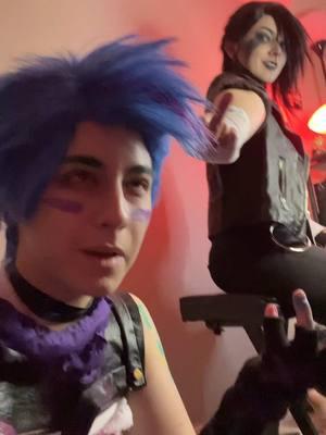 My favorite goth @@xandracosplays On Insta & YT  #jinx #jinxcosplay #mascjinx #mascjinxcosplay #genderbentjinx #genderbentjinxcosplay #jinxarcane #vi #vicosplay #viarcane #vicosplayarcane #pitfightervi #pitfightervicosplay #arcane #arcanecosplay #arcaneleagueoflegends #arcaneseason2 